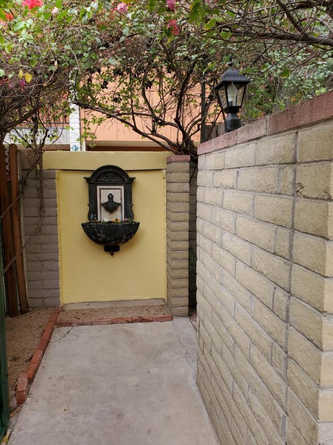 Desert Rose Villas - Private One Bedroom In Old Town Scottsdale Exterior photo